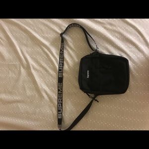Supreme Shoulder Bag SS18